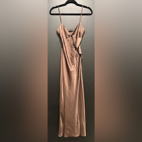 Lioness About A Girl Maxi Dress - Picture 3 of 5